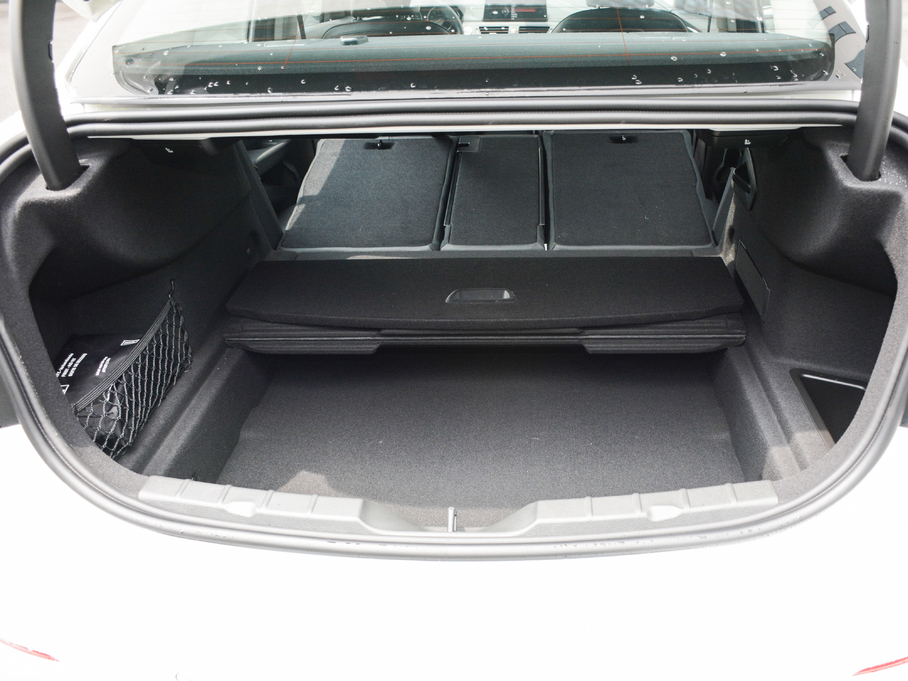 2017R1ϵ 118i OӋb