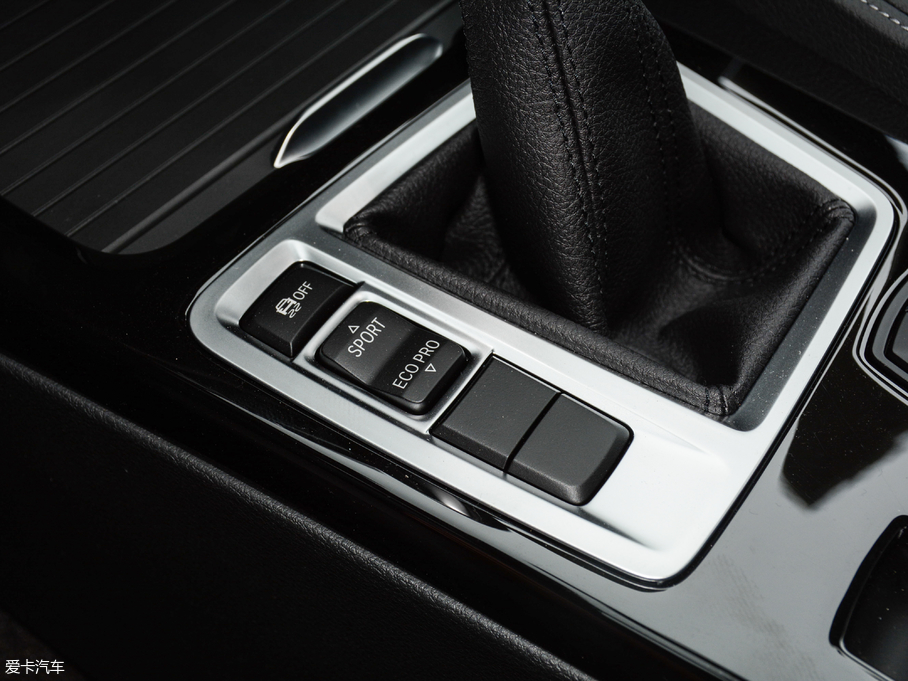 2017R1ϵ 118i OӋb