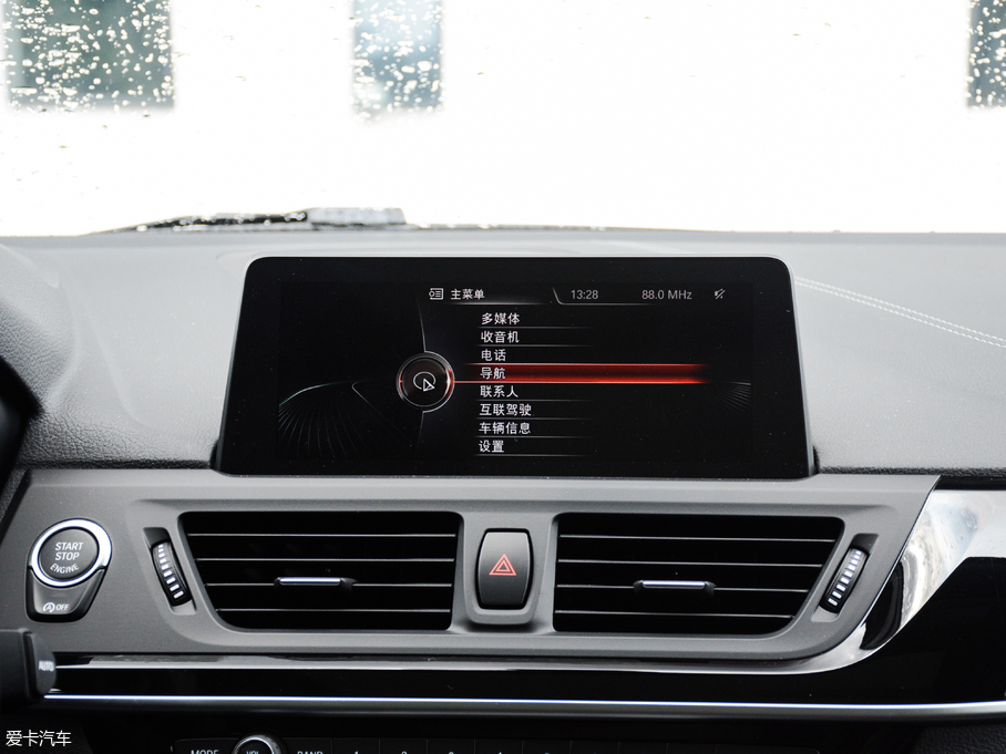 2017R1ϵ 118i OӋb