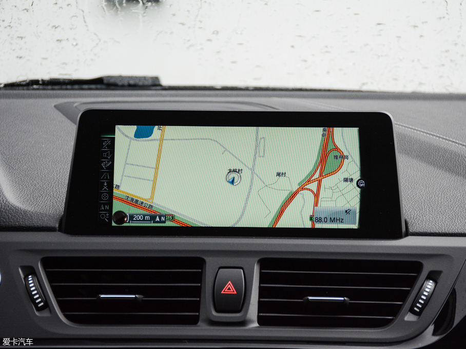 2017R1ϵ 118i OӋb