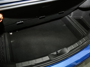 2017��125i �˶��� �ռ�����