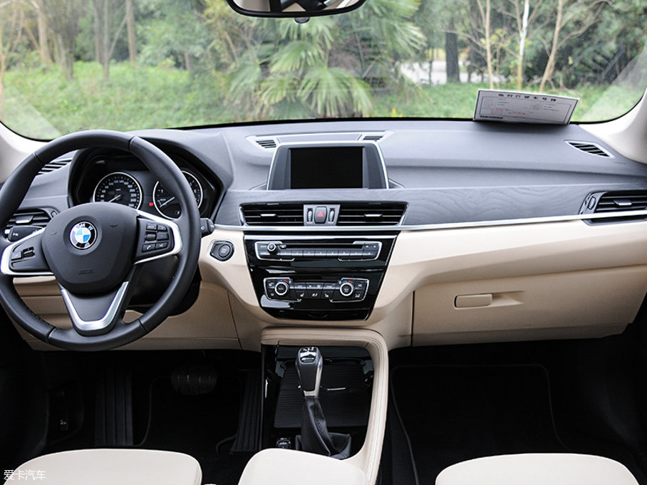 2017RX1Դ xDrive25Le