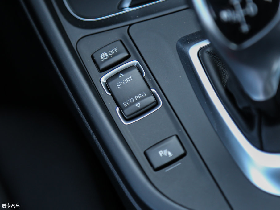 2017R3ϵ 320Li M\