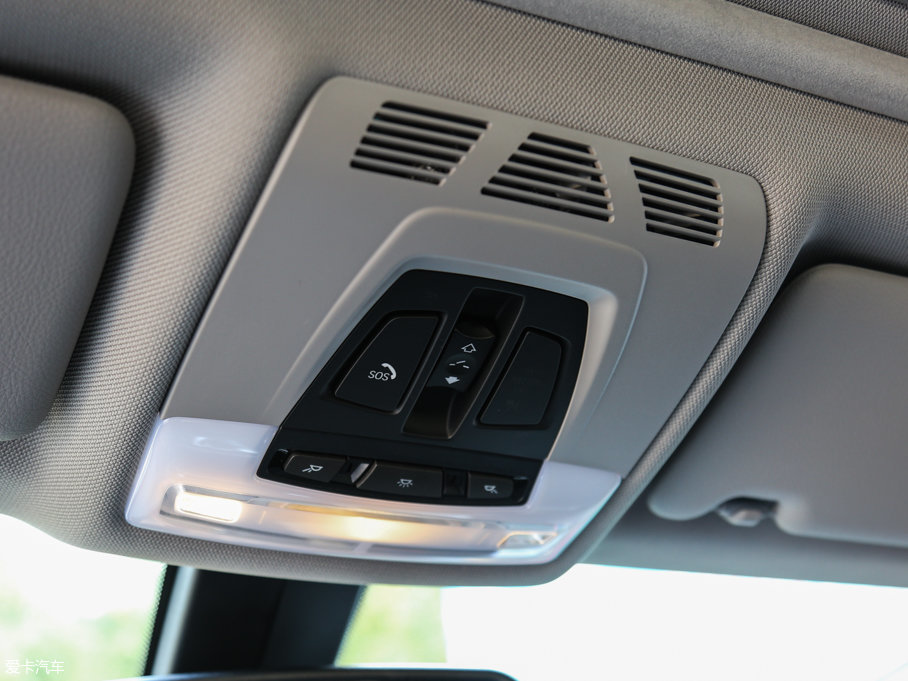 2017R3ϵ 320Li M\