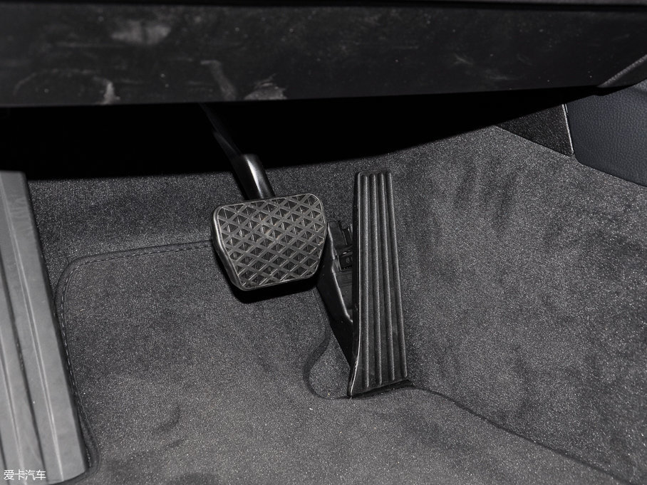 2017R3ϵ 320Li r(sh)