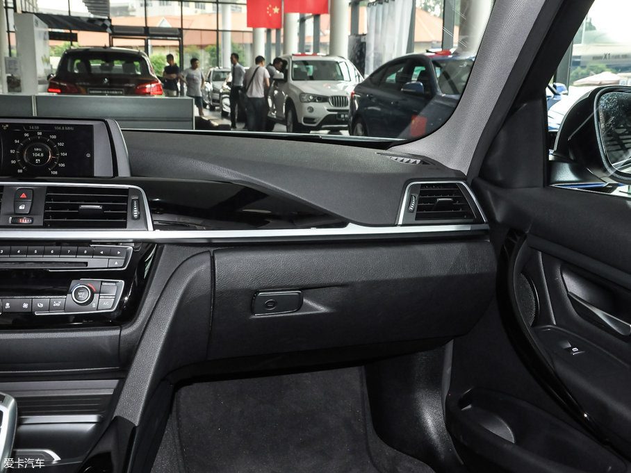 2017R3ϵ 320Li r(sh)