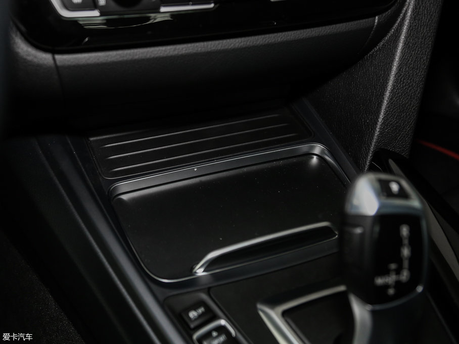 2017��R3ϵ 320Li �r����