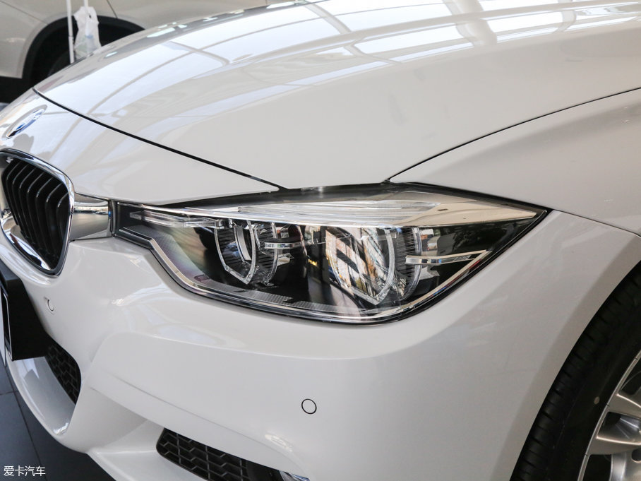 2017R3ϵ 320Li M\