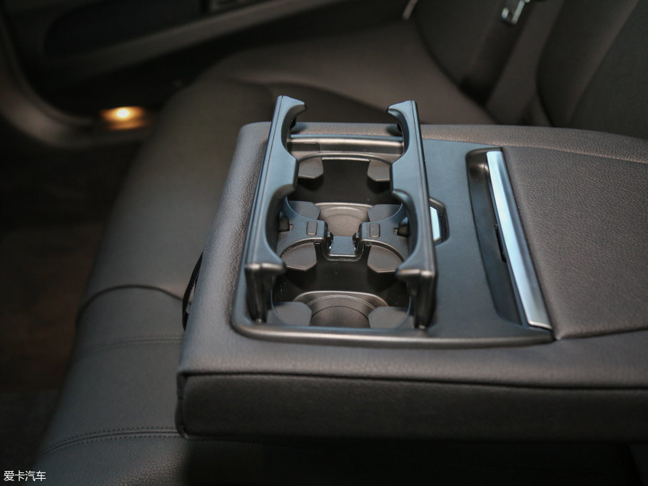 2017R3ϵ 320Li M\(yn)(dng)