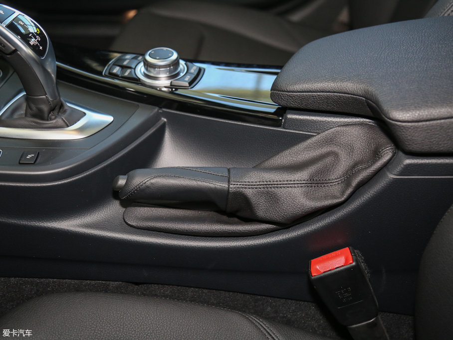 2017R3ϵ 320Li M\