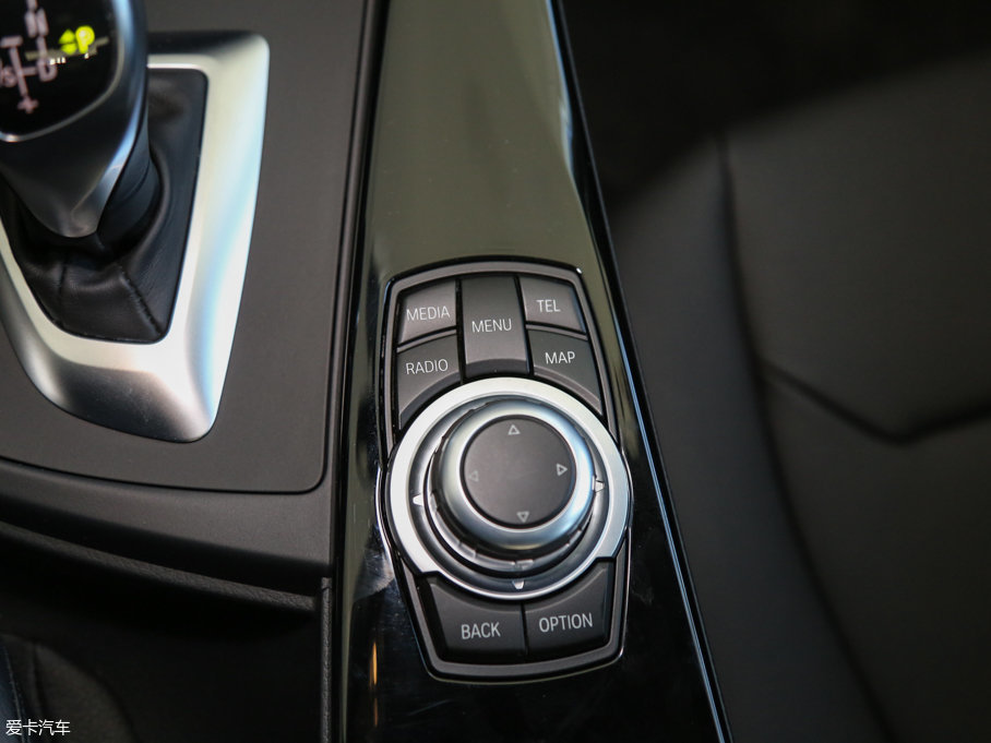 2017R3ϵ 320Li M\(yn)(dng)