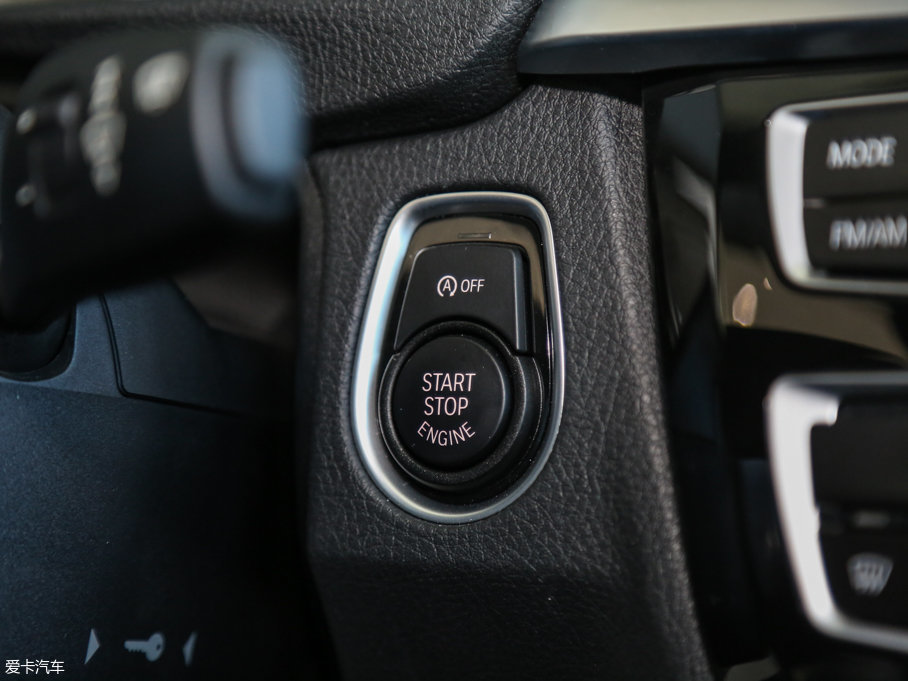 2017R3ϵ 320Li M\