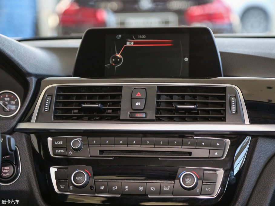 2017R3ϵ 320Li M\