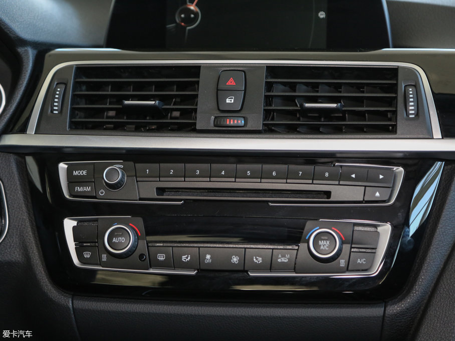 2017R3ϵ 320Li M\(yn)(dng)