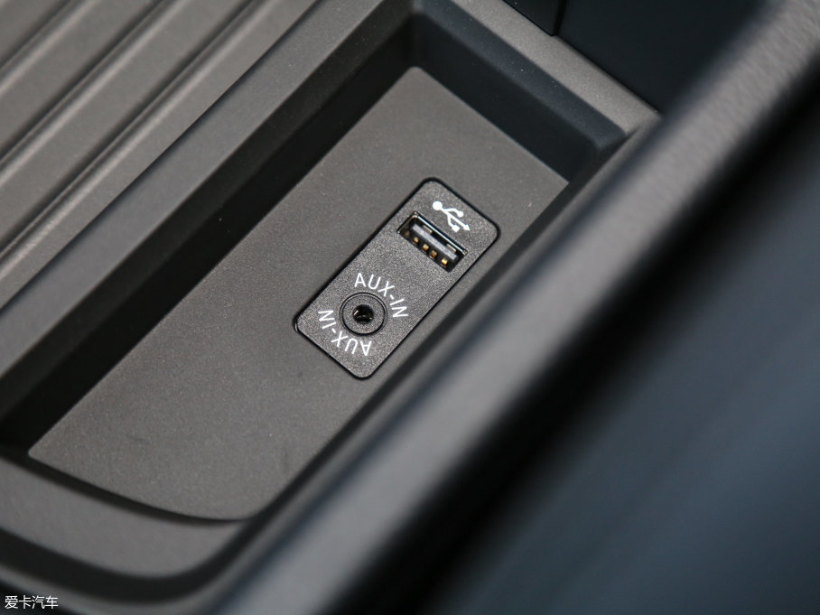 2017R3ϵ 320Li xDrive r(sh)