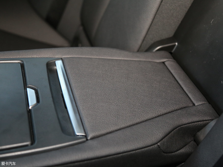 2017R3ϵ 320Li xDrive r