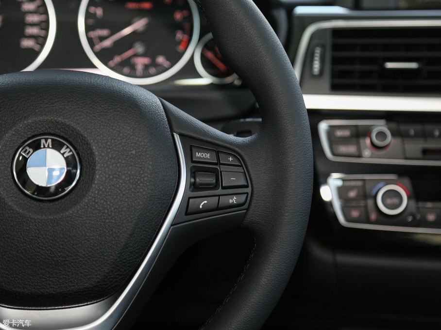 2017R3ϵ 320Li xDrive r