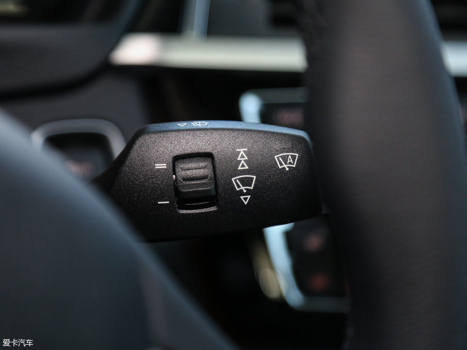 2017R3ϵ 320Li xDrive r