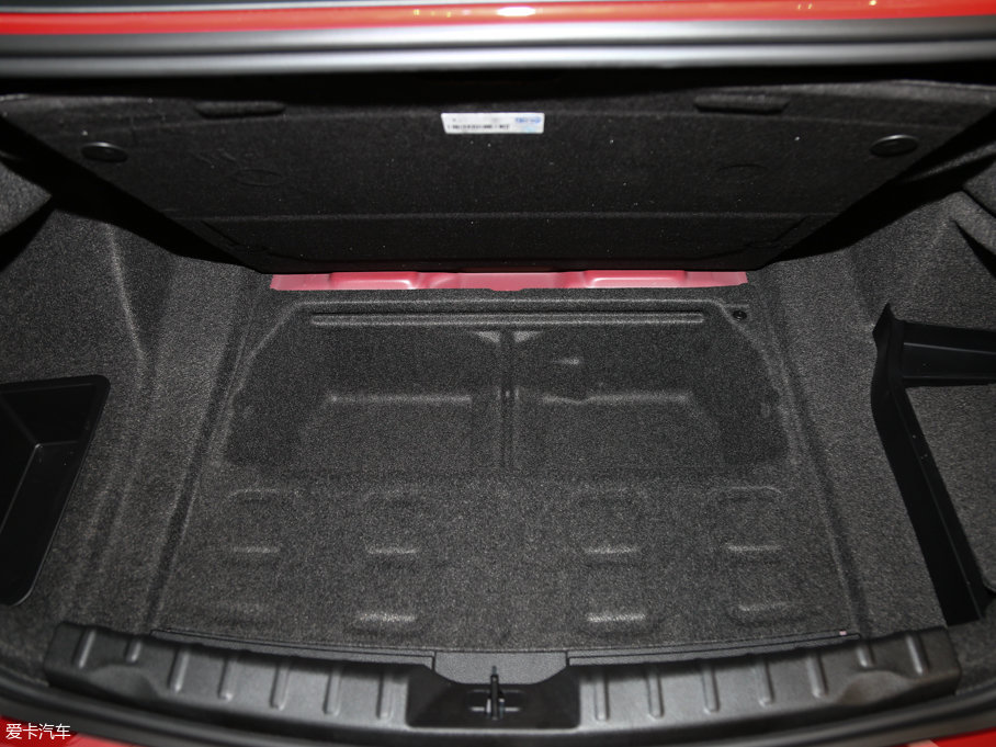 2017R3ϵ 320Li M\(yn)(dng)