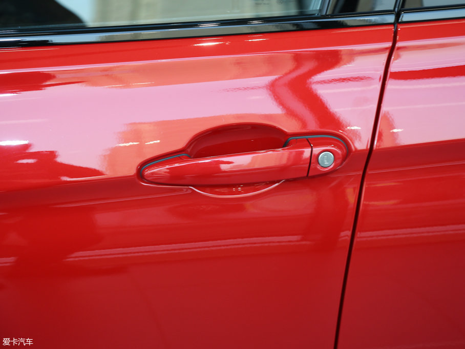 2017R3ϵ 320Li M\