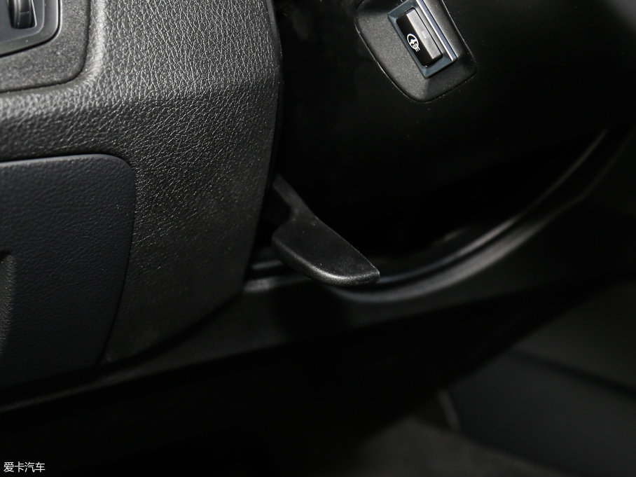 2017R3ϵ 320Li AOӋb