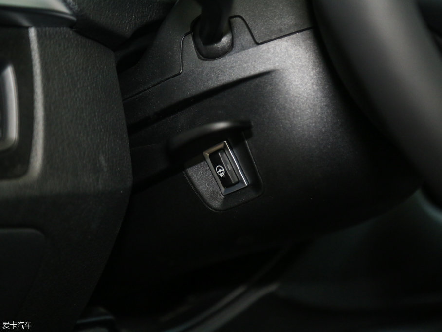 2017��R3ϵ 320Li �r����