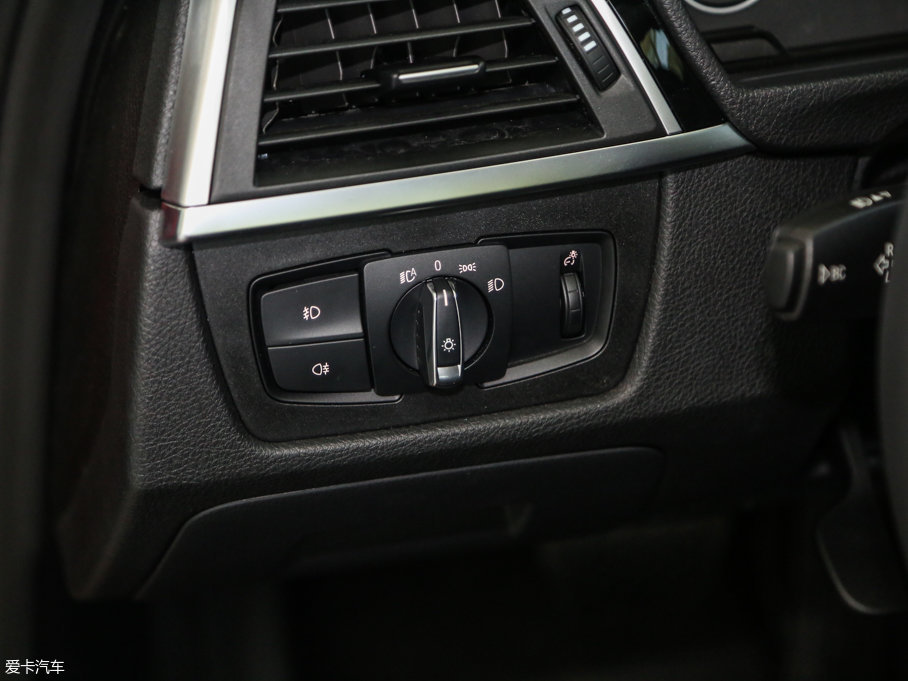 2017��R3ϵ 320Li �r����