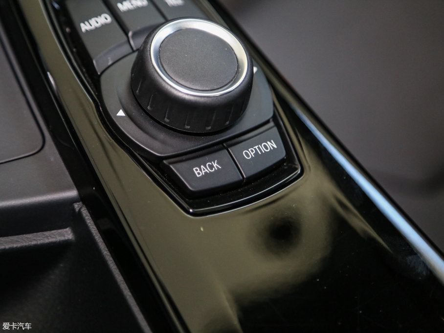 2017��R3ϵ 320Li �r����