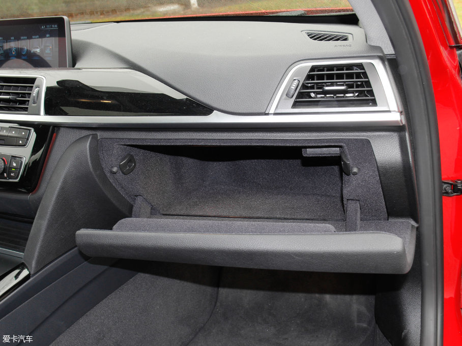 2017R3ϵ 318Li r(sh)