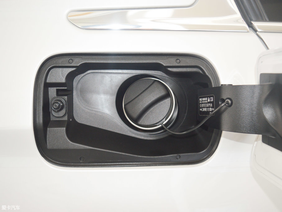 2017��R3ϵ 318Li �r����