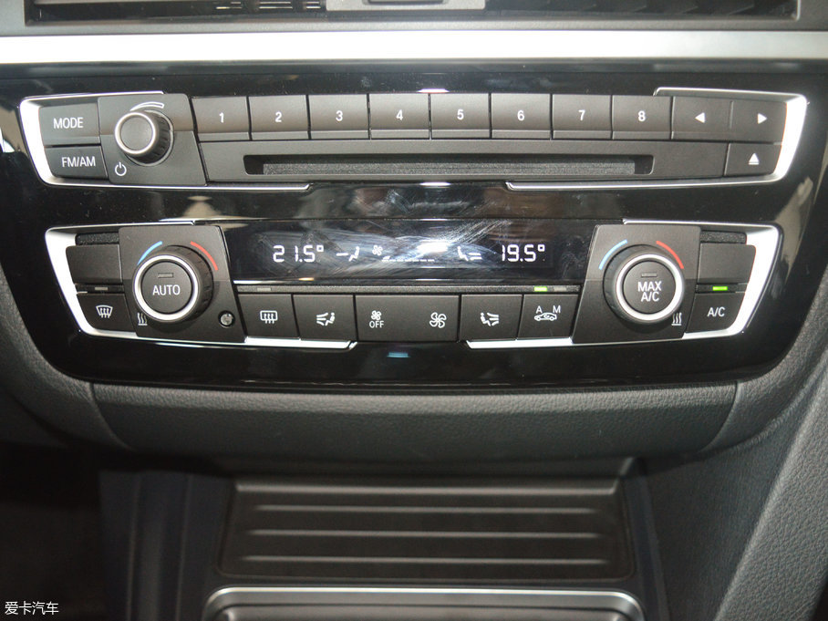 2017��R3ϵ 318Li �r����