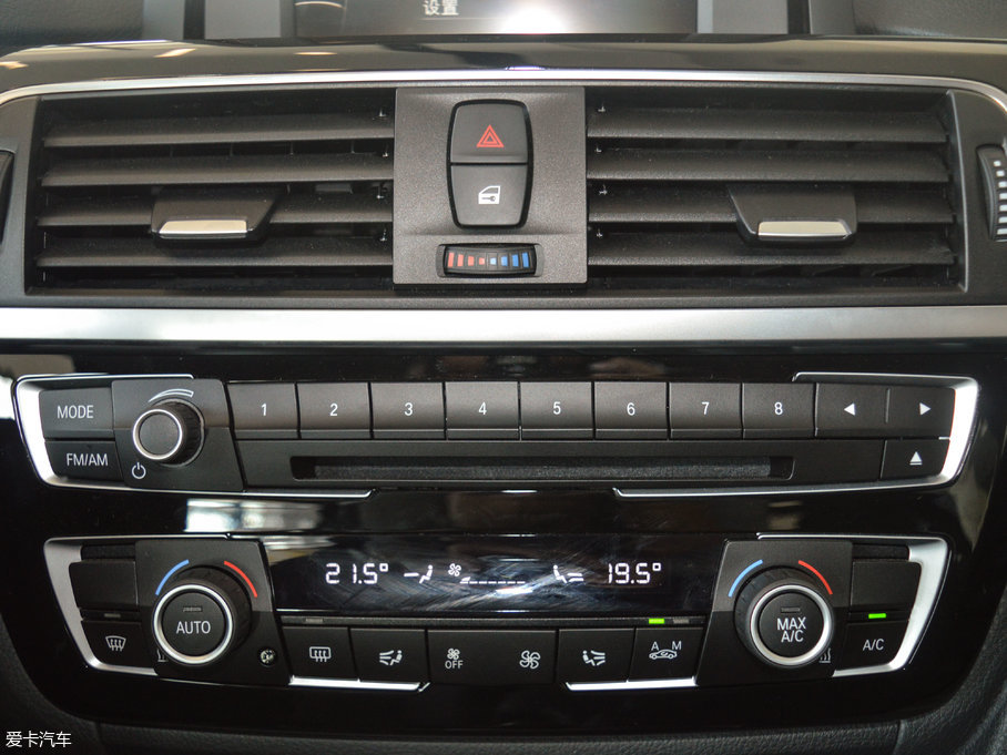 2017��R3ϵ 318Li �r����