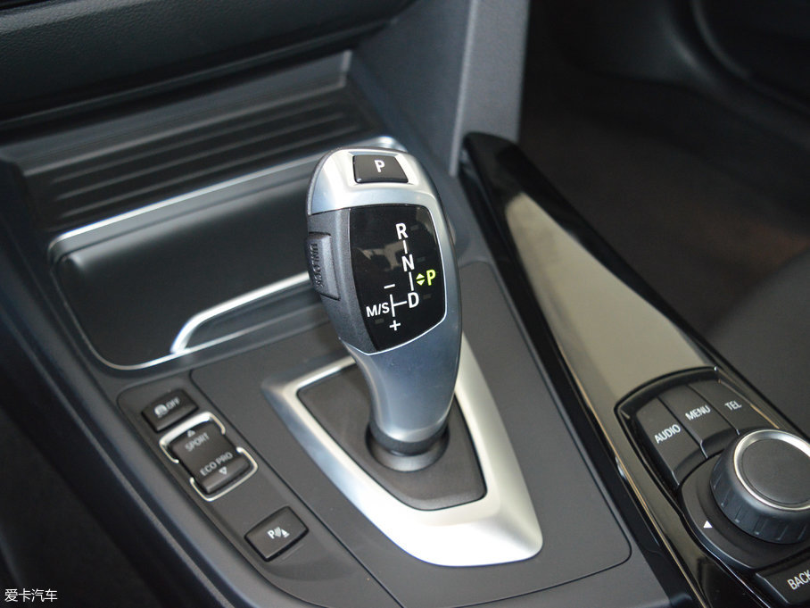 2017��R3ϵ 318Li �r����