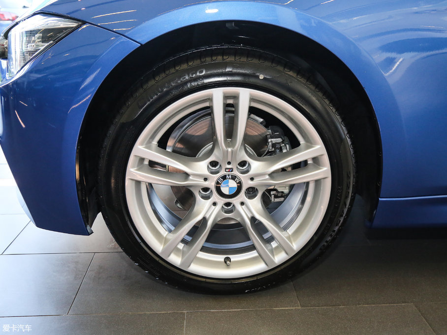 2017��R3ϵ 318Li �r����