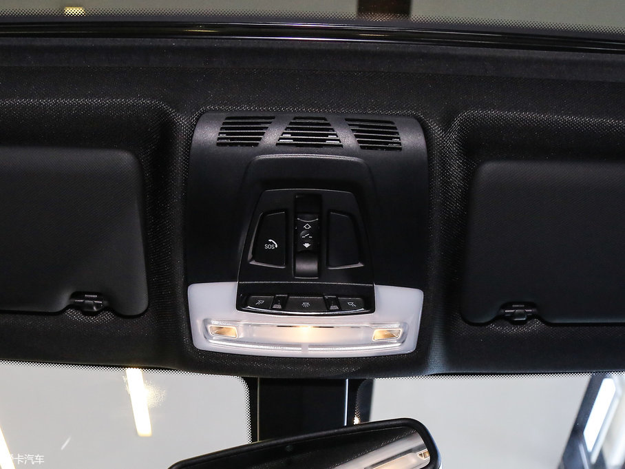 2017R3ϵ 318Li r(sh)