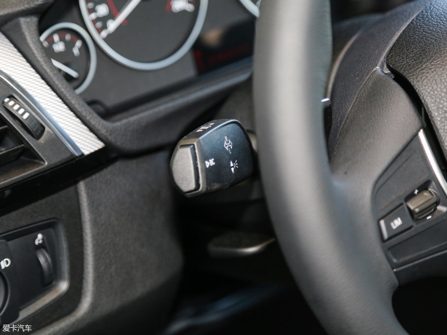 2017R3ϵ 318Li r(sh)