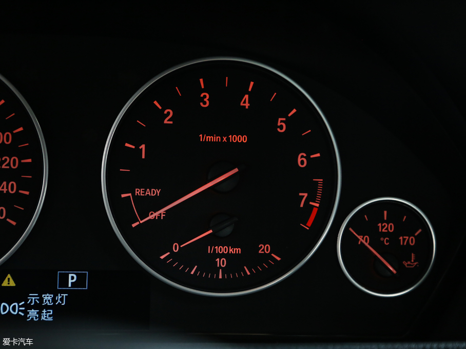 2017��R3ϵ 318Li �r����