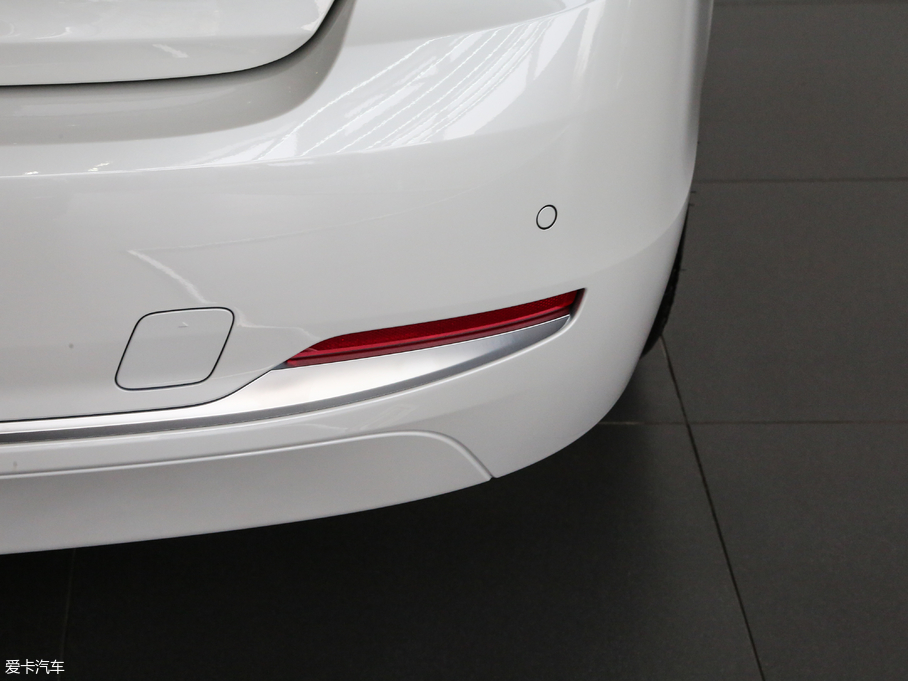 2017R3ϵ 320Li xDrive r