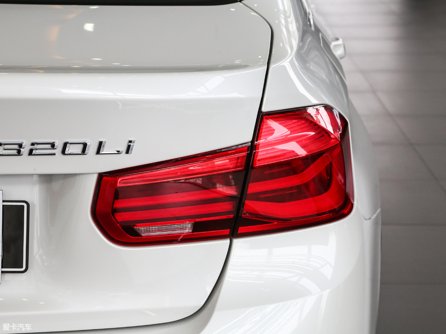 2017R3ϵ 320Li xDrive r