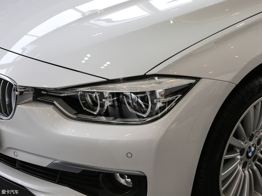 2017R3ϵ 320Li xDrive r