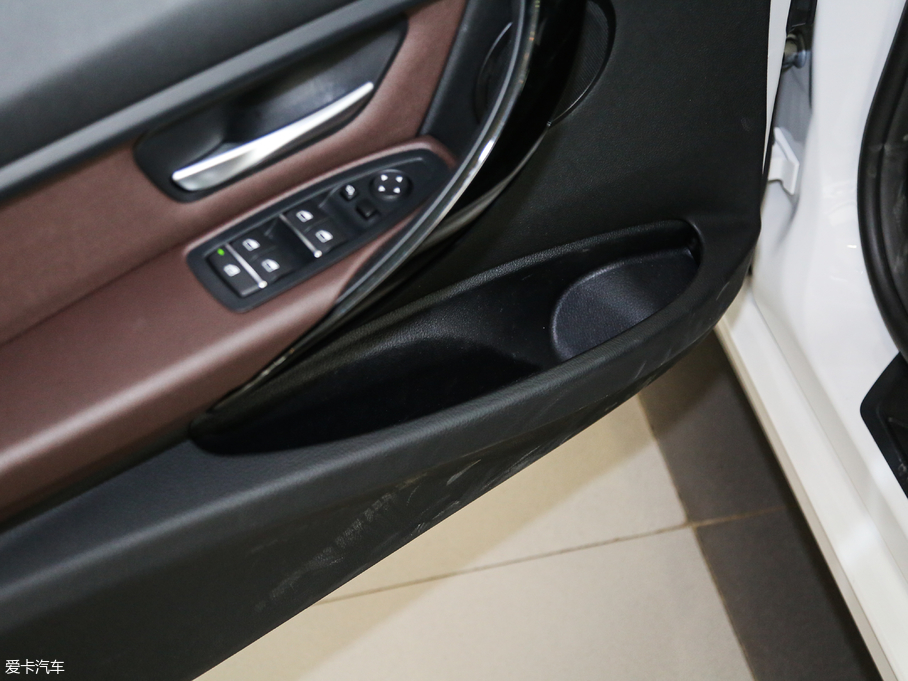 2017R3ϵ 320Li xDrive r