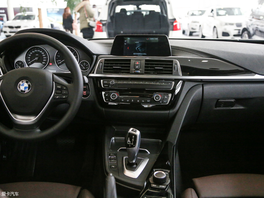 2017R3ϵ 320Li xDrive r