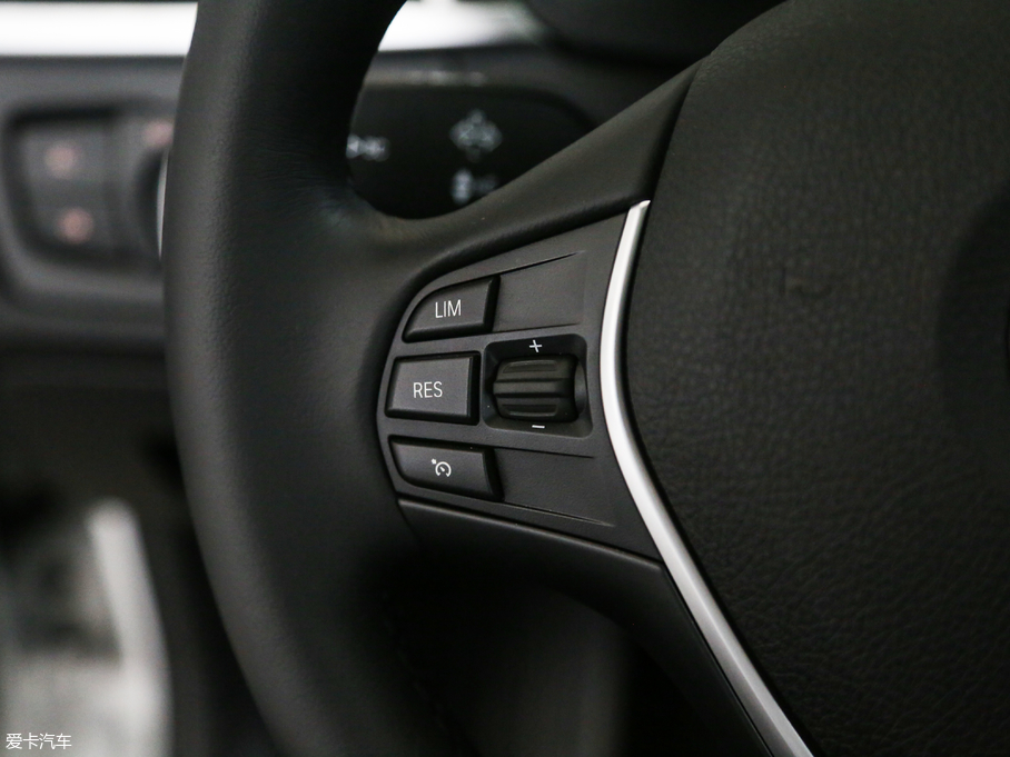 2017R3ϵ 320Li xDrive r