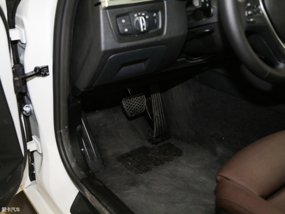 2017R3ϵ 320Li xDrive r