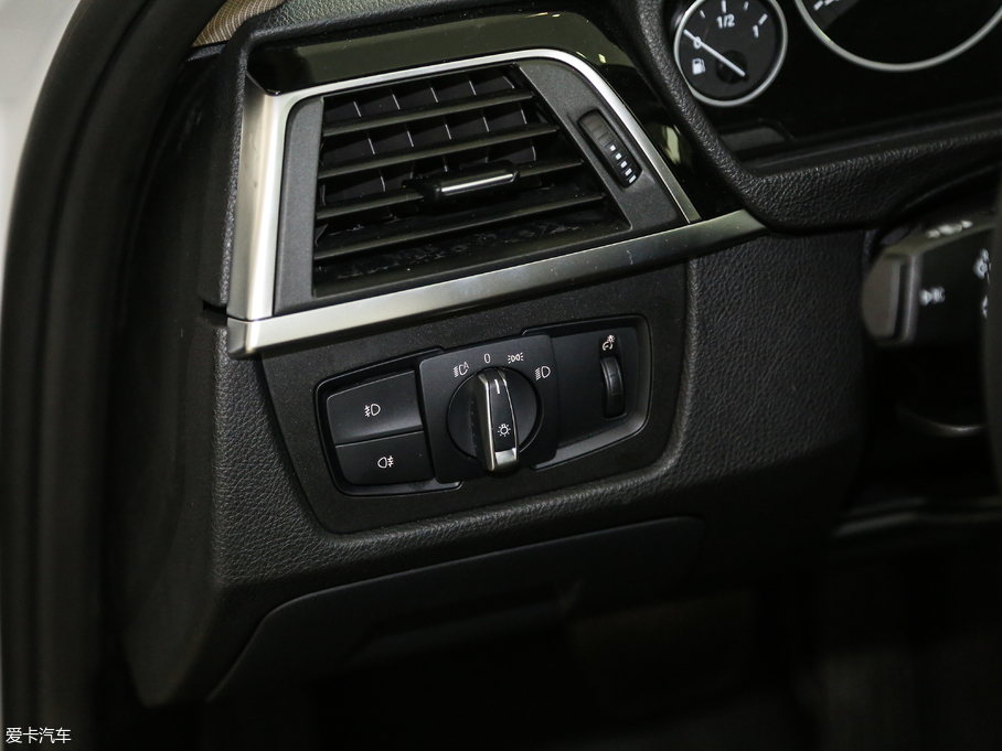 2017R3ϵ 320Li xDrive r