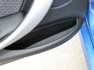 2017320i M\(yn)(dng) g