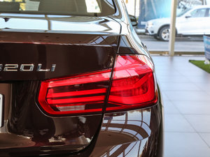 2017320Li xDrive r β