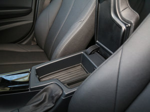 2017320Li xDrive r g