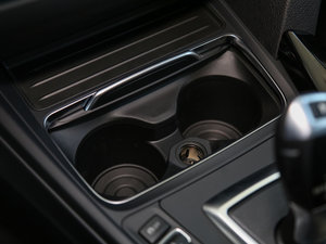 2017320Li xDrive r g