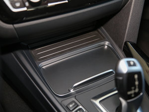 2017320Li xDrive r g